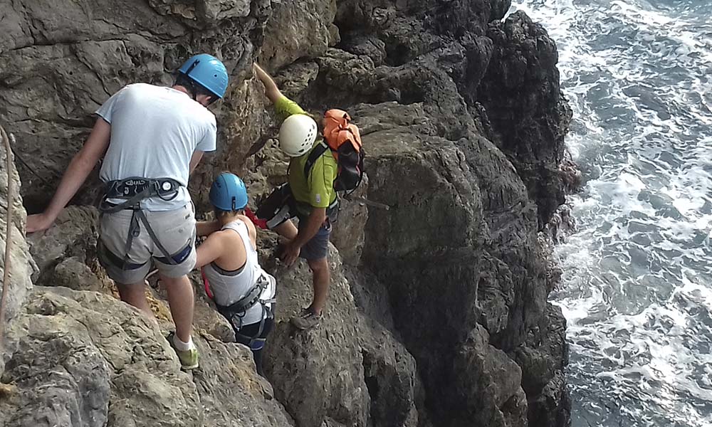 Coasteering3