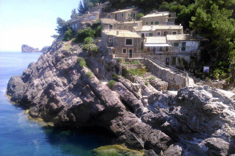 Tramuntana-a-tu-medida-02